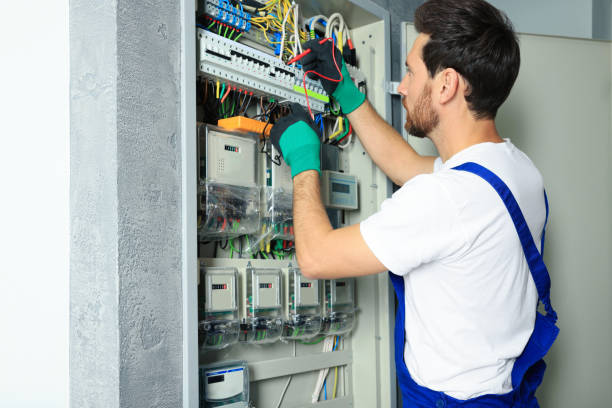 Best Electrical Troubleshooting Services  in Minco, OK